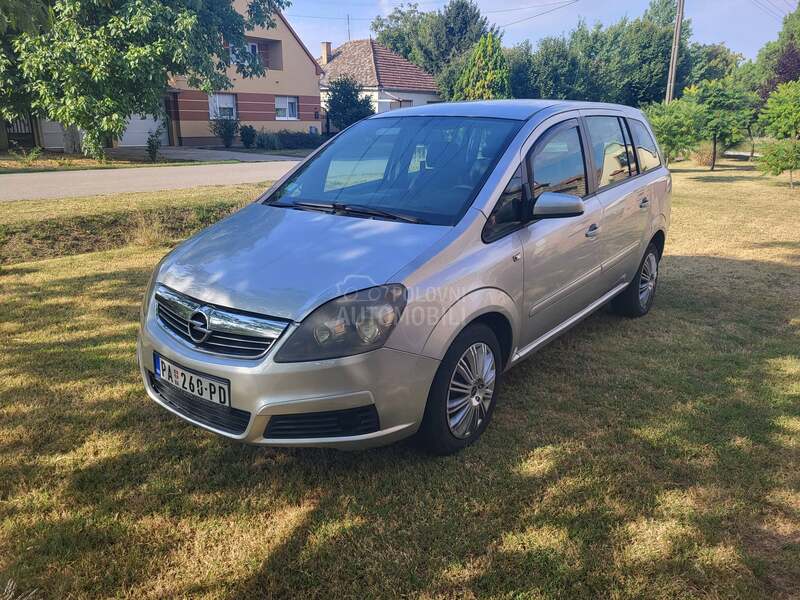 Opel Zafira 