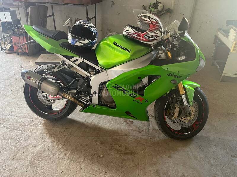 Kawasaki ZX6R