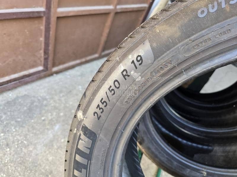 Michelin 235/50 R19 Letnja