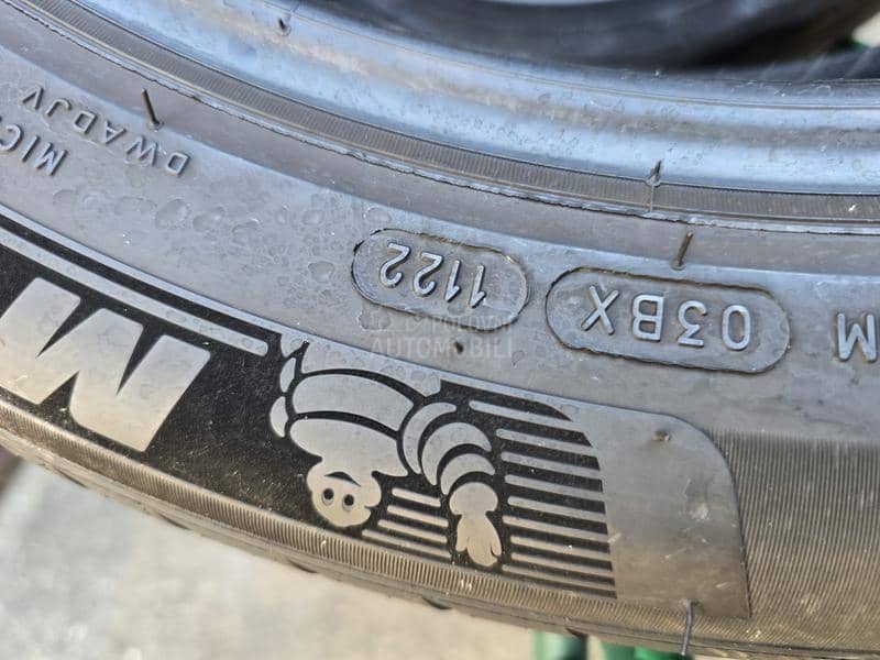 Michelin 235/50 R19 Letnja