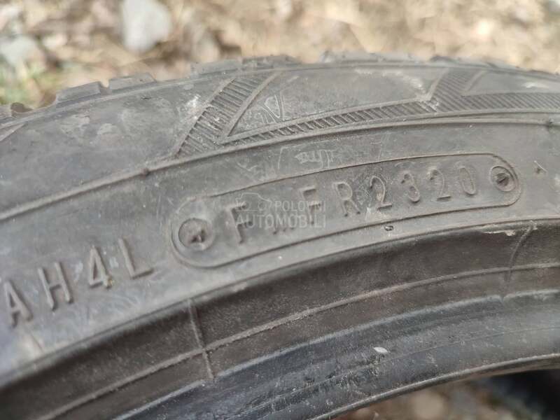 Falken 205/45 R17 Zimska