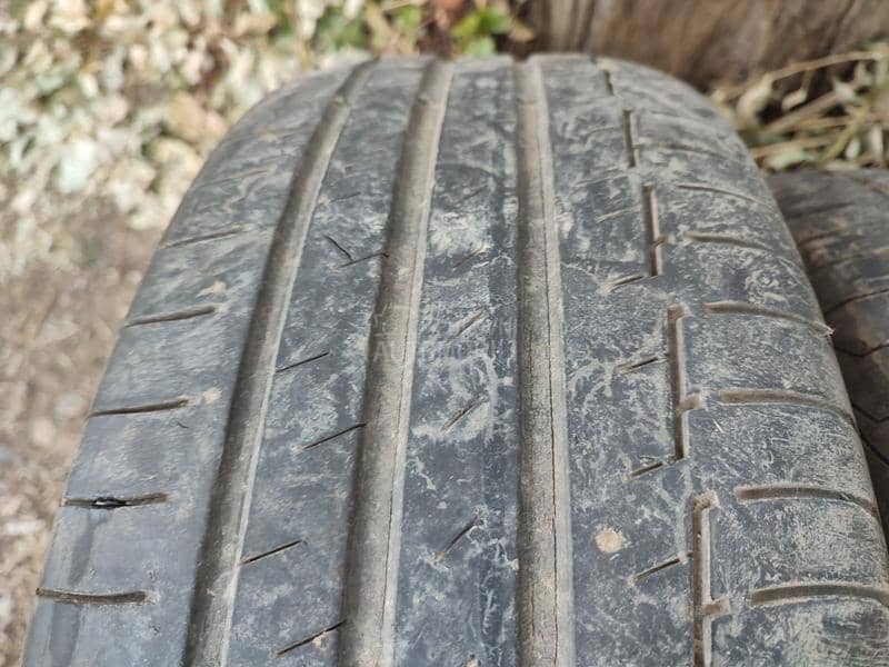 Continental 215/65 R17 Letnja
