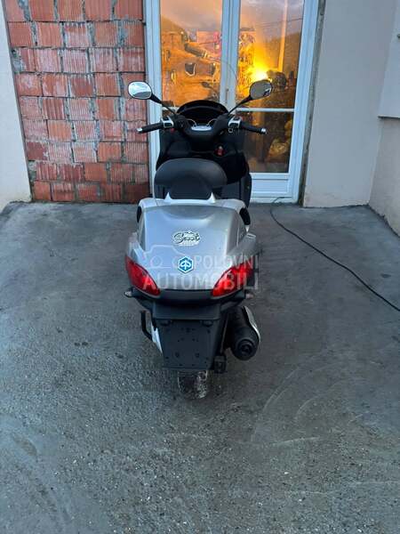 Piaggio mp3 b kat