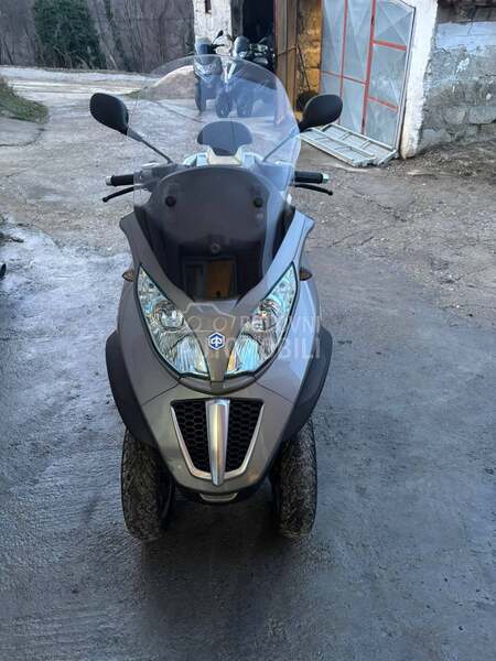 Piaggio mp3 b kat