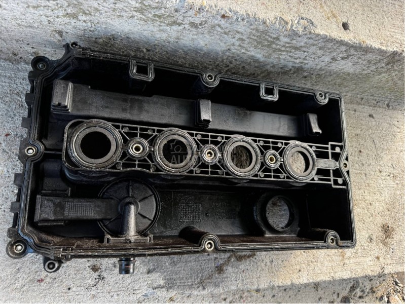 Poklopac dekla ventila 1.6 B X