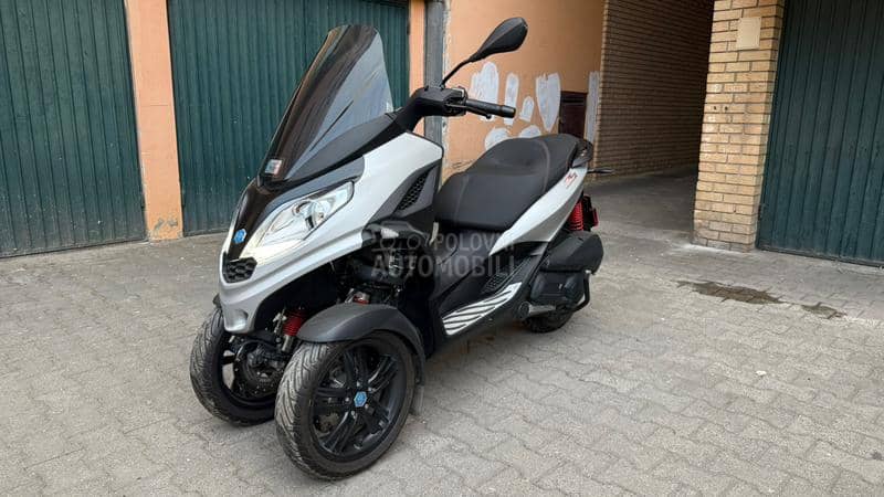 Piaggio MP3 300 HPE SPORT