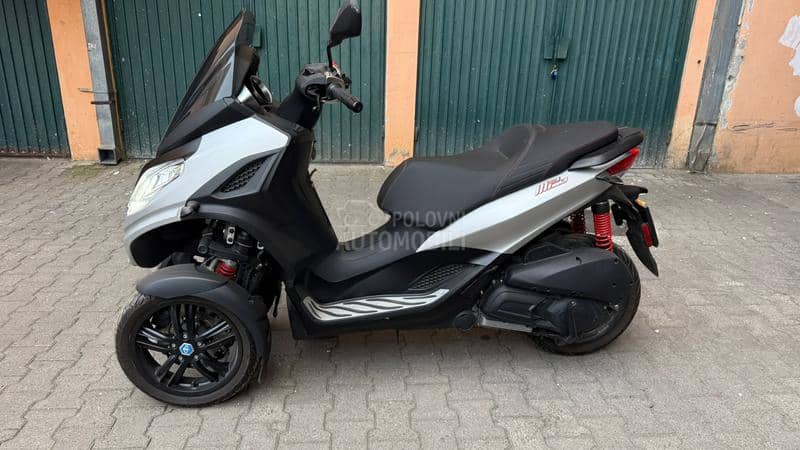 Piaggio MP3 300 HPE SPORT