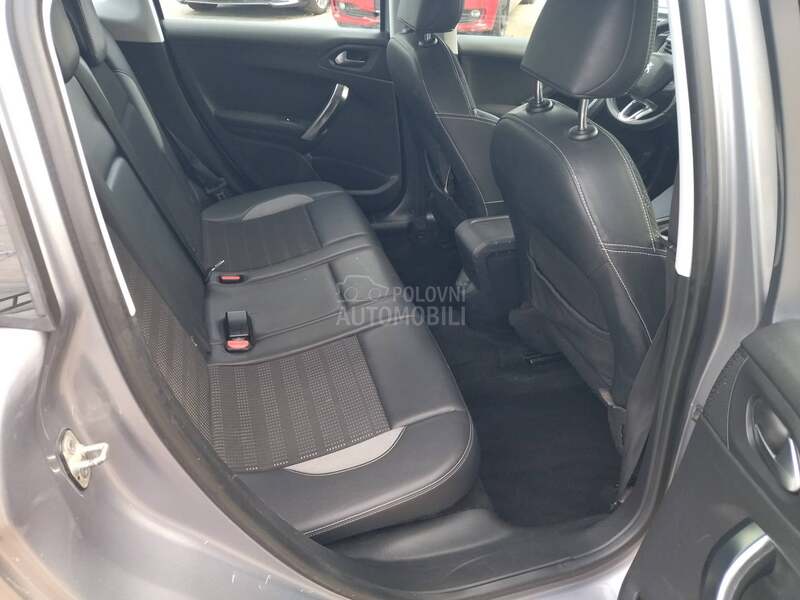 Peugeot 2008 1.6 eHDI ALLURE