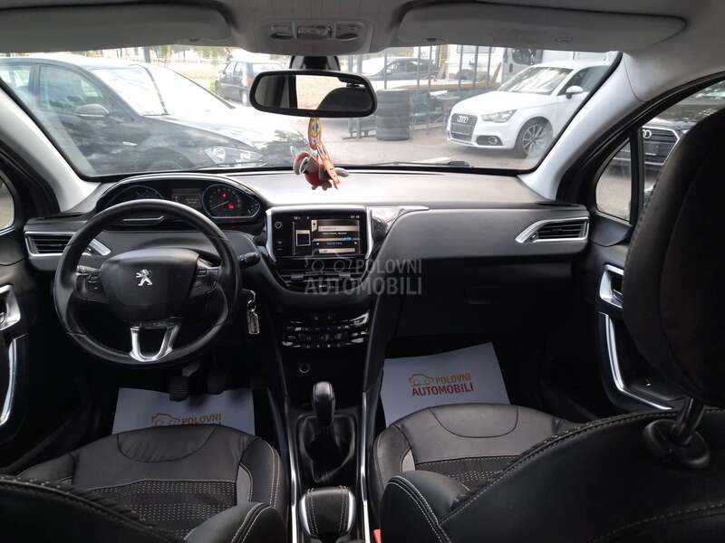 Peugeot 2008 1.6 eHDI ALLURE