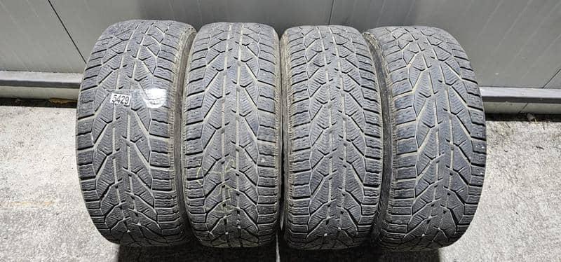 Taurus 265/60 R18 Zimska