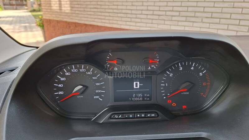 Peugeot Partner 1.5 HDI 100