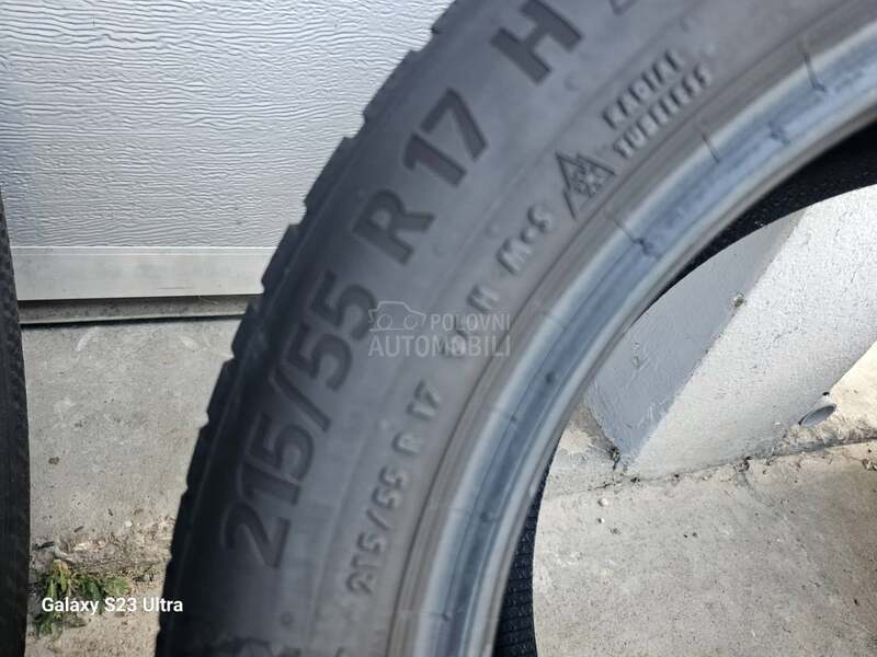 Continental 215/55 R17 Zimska