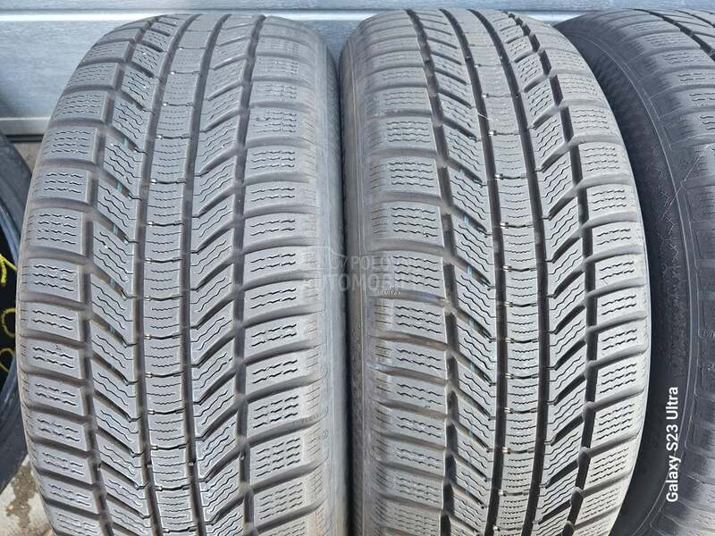 Continental 215/55 R17 Zimska
