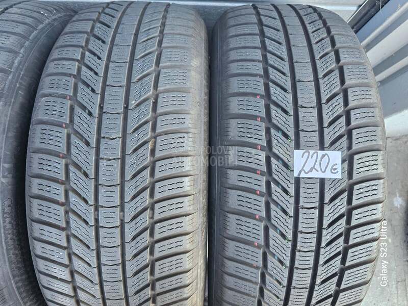 Continental 215/55 R17 Zimska