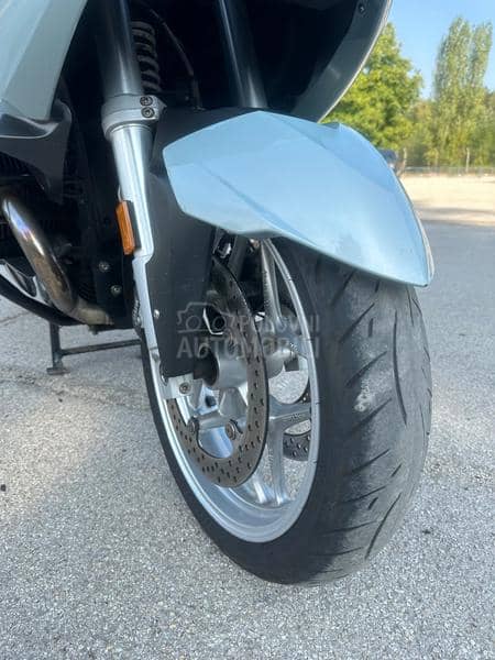 BMW R1200RT