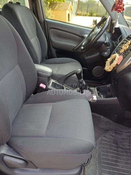 Toyota RAV 4 2.0 vvt-i