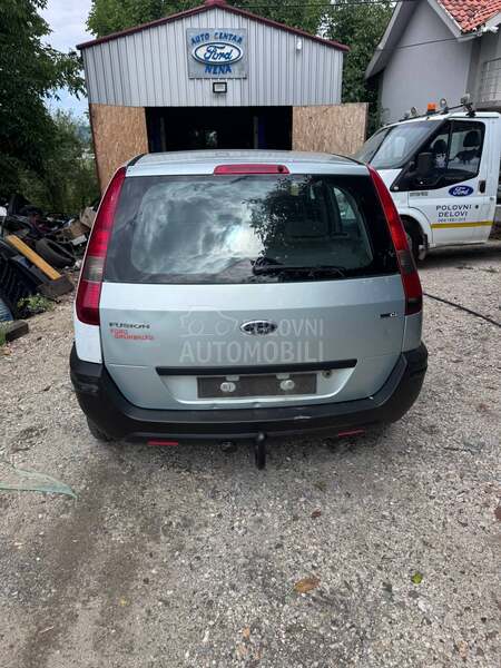 Ford Fusion 1.4tdc 2004. god. -  kompletan auto u delovima