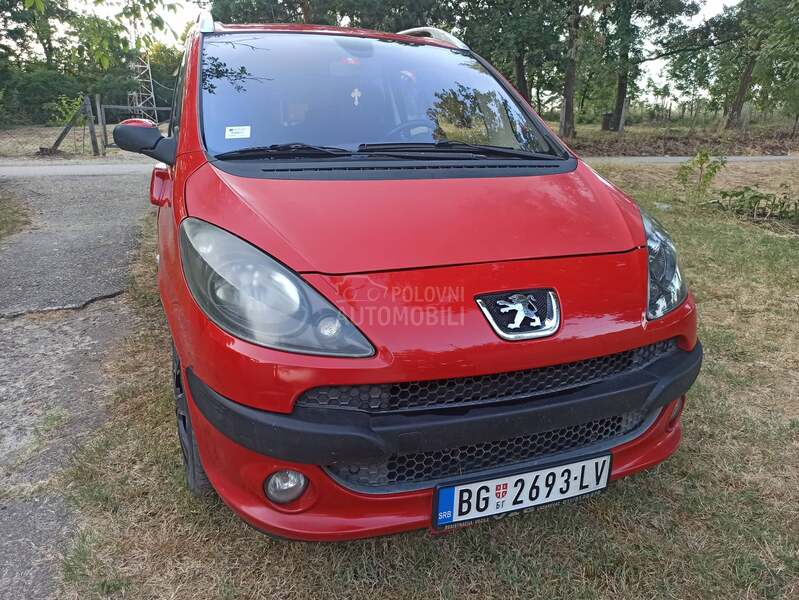 Peugeot 1007 1,6 A