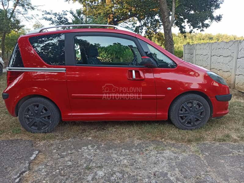Peugeot 1007 1,6 A