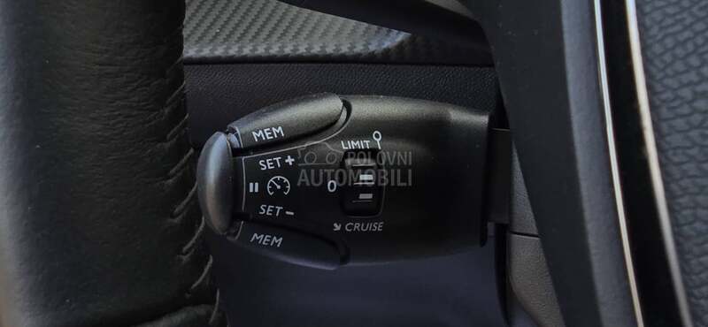 Peugeot 2008 ALLURE/3D VIRTUAL