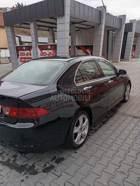 Honda Accord 2.0