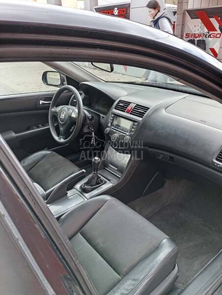 Honda Accord 2.0