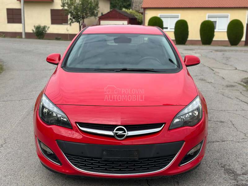 Opel Astra J 1.4 Turbo