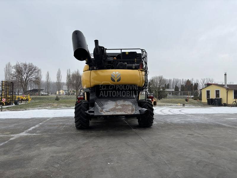New Holland CR 9.80