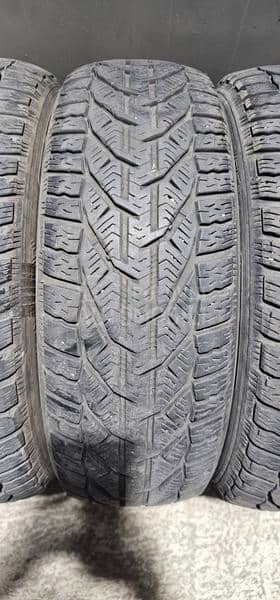 Riken 185/60 R15 Zimska