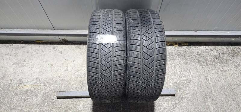 Pirelli 235/55 R19 Zimska