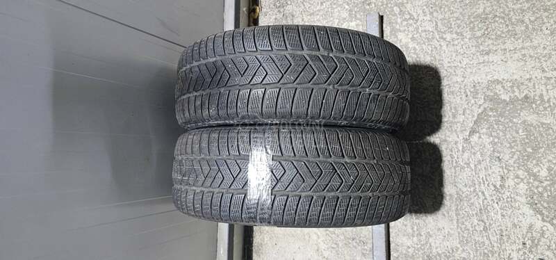 Pirelli 235/55 R19 Zimska