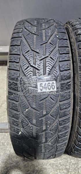 Taurus 205/60 R16 Zimska