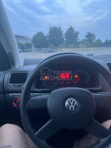 Volkswagen Golf 5 1.9