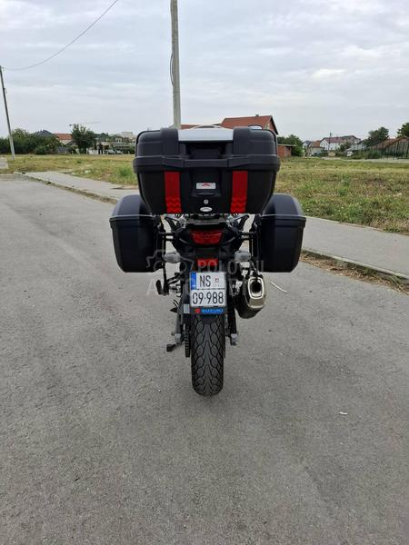 Suzuki V Strom 650