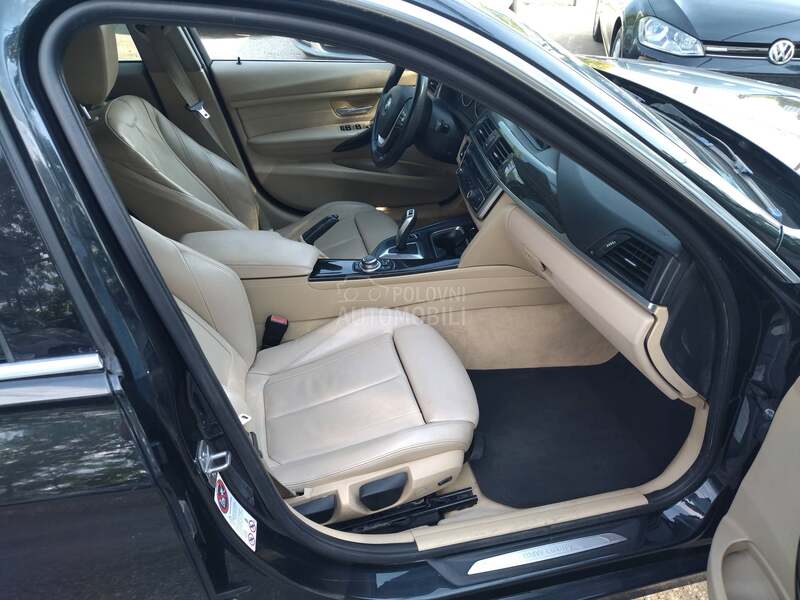 BMW 320 LUXURY