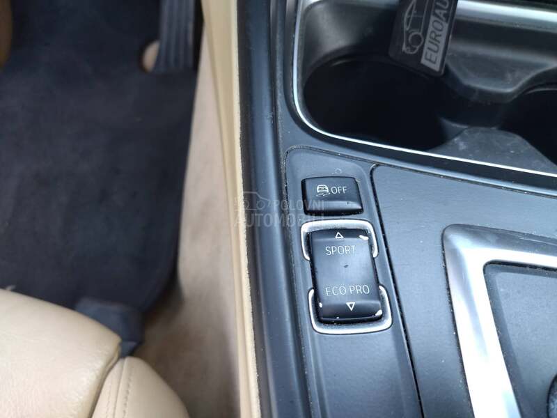 BMW 320 LUXURY