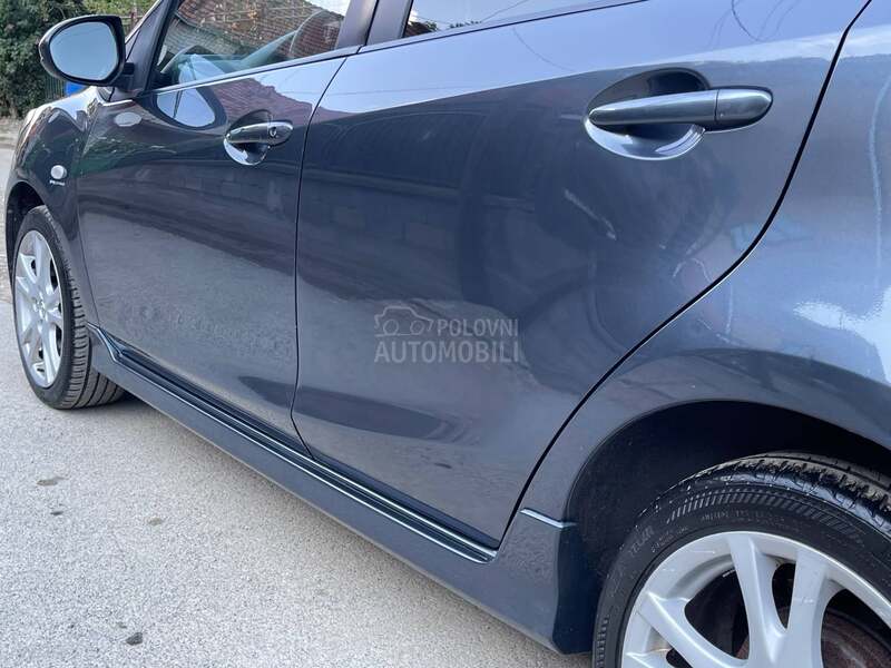 Mazda 2 1.5 / T0P / CH