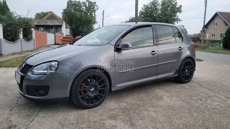 Volkswagen Golf 5 GTI