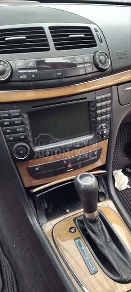 Mercedes Benz E Klasa W211 2005. god. -  kompletan auto u delovima