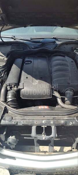 Mercedes Benz E Klasa W211 2005. god. -  kompletan auto u delovima