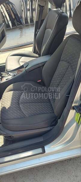 Mercedes Benz E Klasa W211 2005. god. -  kompletan auto u delovima