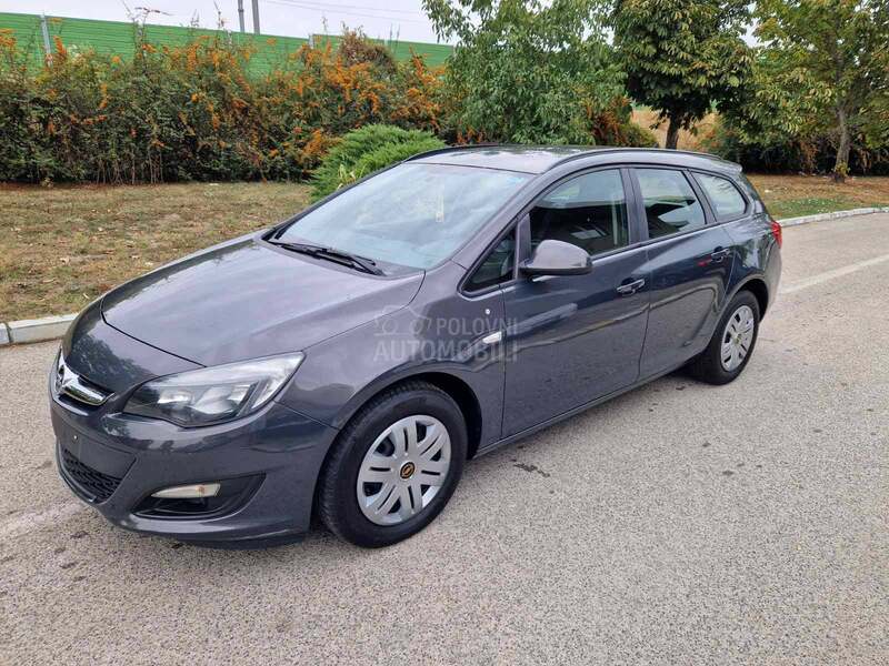 Opel Astra J 1.6 cdti