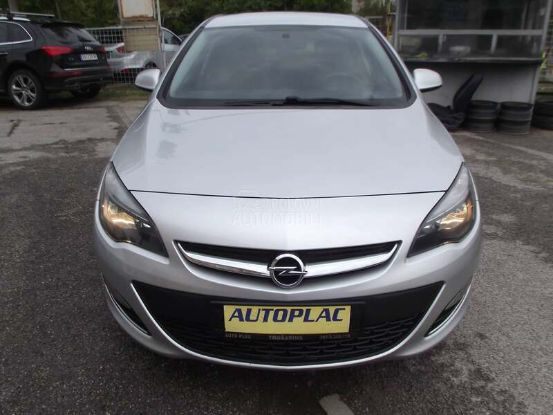 Opel Astra J 1.6 B DIGI NOV