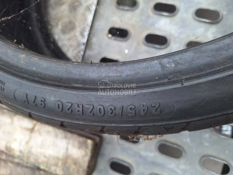Radar 245/30 R20 Letnja