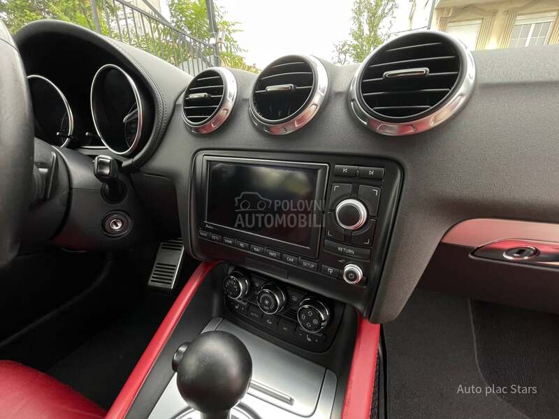 Audi TT 