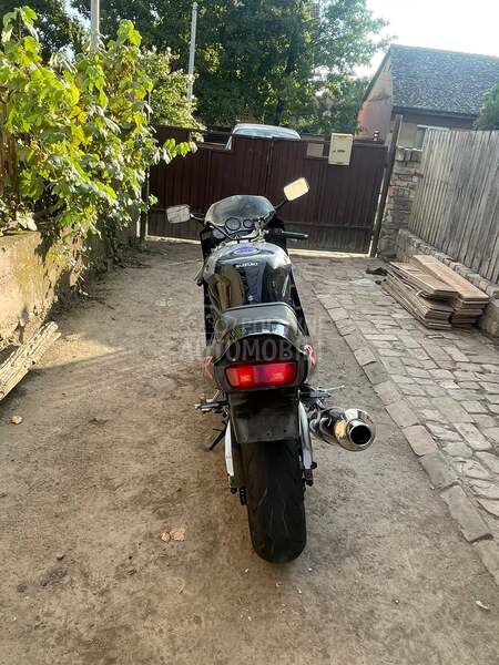 Suzuki gsxr 750 w
