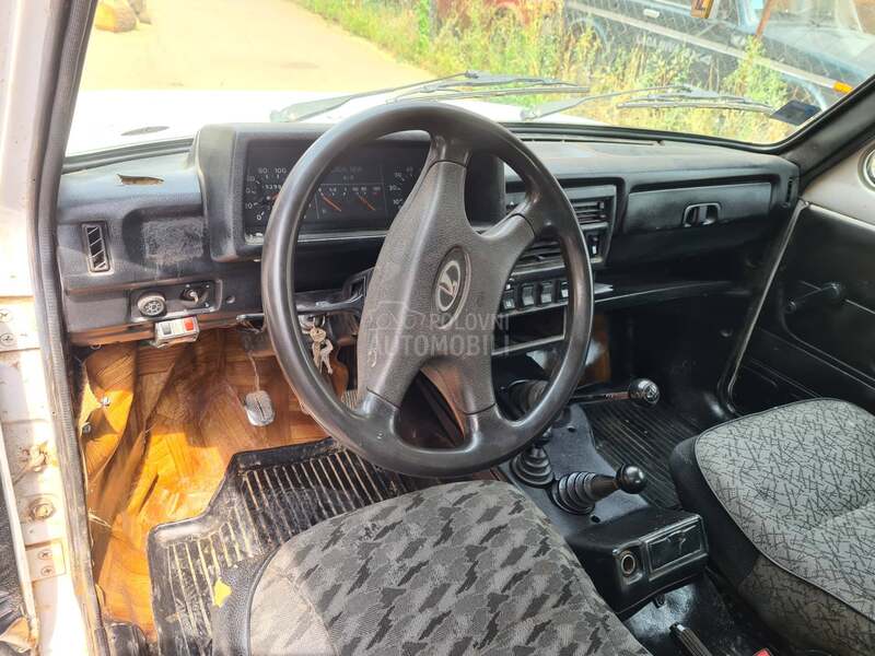 Lada Niva a.t.e.s.t p.l.i.n.a