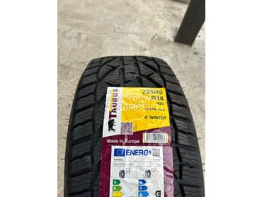 Taurus 225/40 R18 Zimska