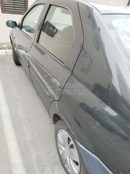 Dacia Logan 