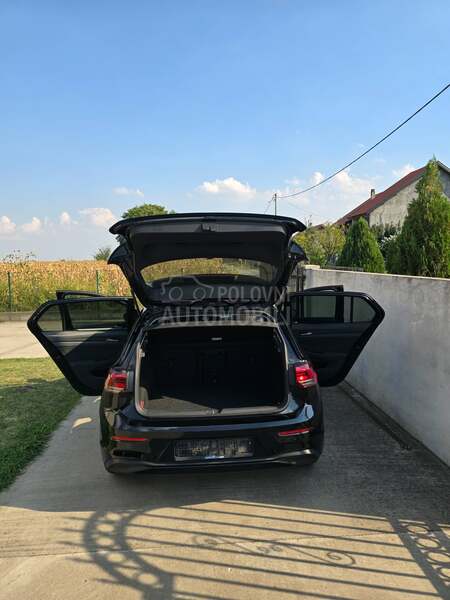 Volkswagen Golf 8 2.0 TDI